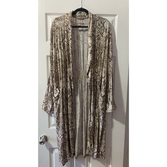 Free People  Wild Nights Duster in Snake print - Picture 2 of 7